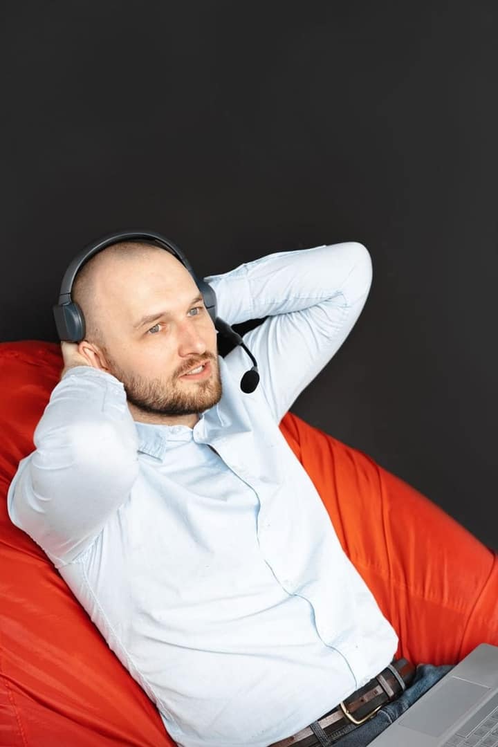 CRM и воронка B2B: контроль сделок, аналитика этапов и личный кабинет клиента на сайте